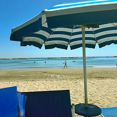 Long Village On The Sea With Private Included 2*